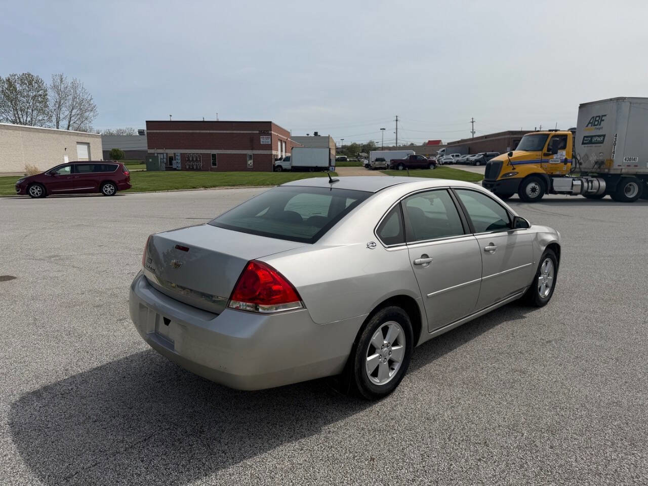 Used 2008 Chevrolet Impala LT FWD image 4