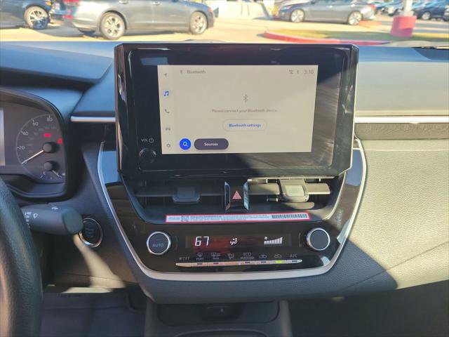 Certified 2025 Toyota Corolla LE image 22