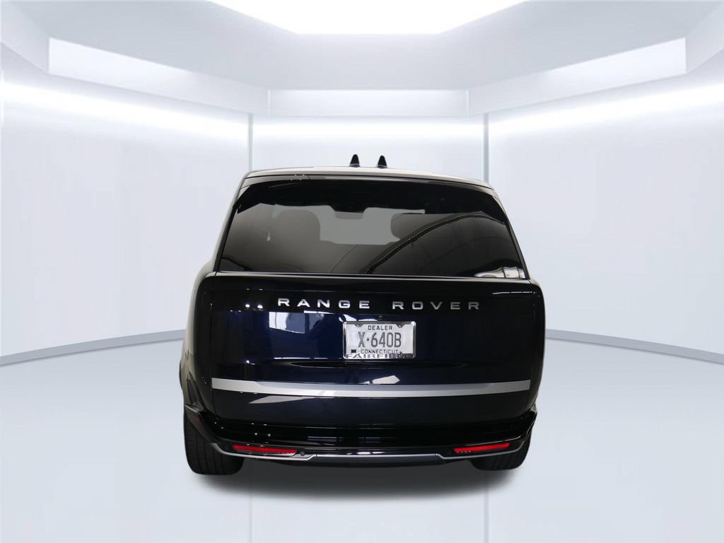 Used 2025 Land Rover Range Rover Autobiography AWD/4WD image 6