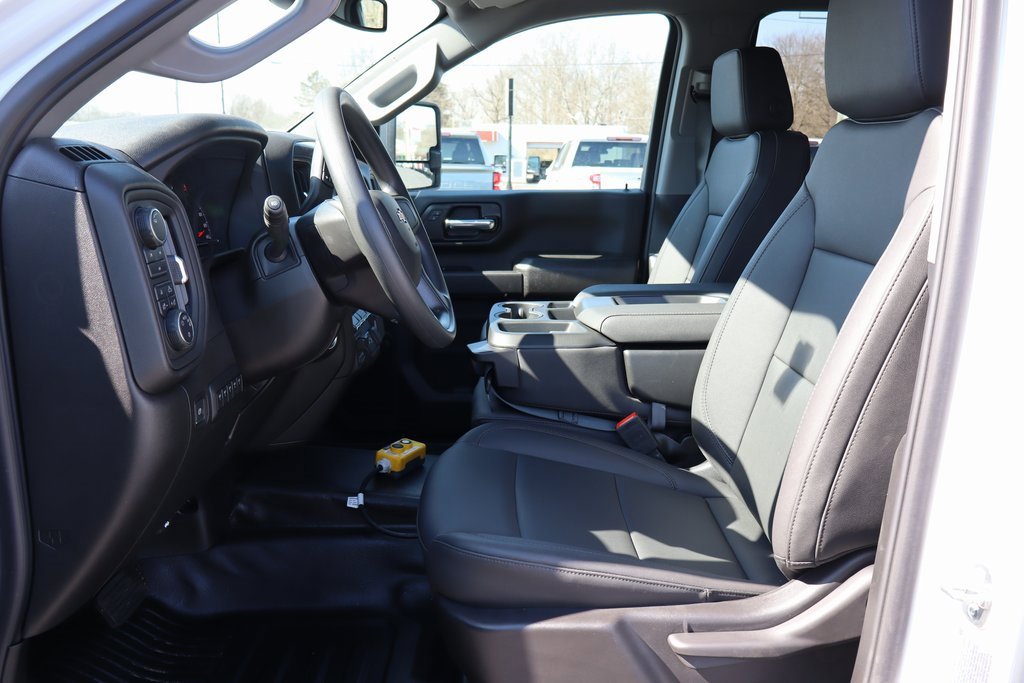 New 2025 Chevrolet Silverado 3500 W/T w/ WT Convenience Package image 4