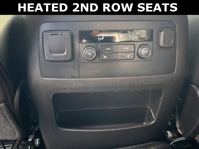 Used 2017 Chevrolet Suburban LT w/ Luxury Package image 29