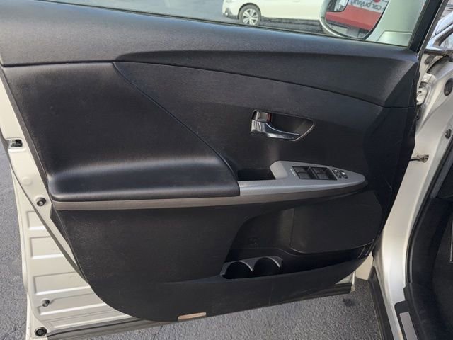 Used 2013 Toyota Venza LE image 9