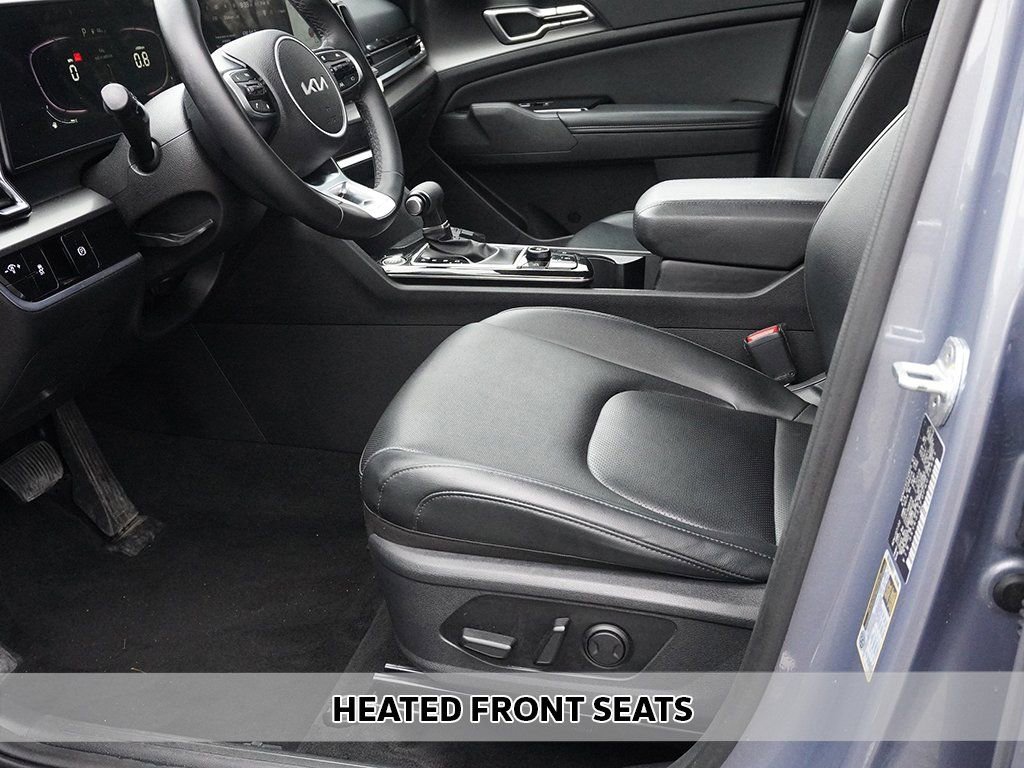 Used 2023 Kia Sportage EX image 7