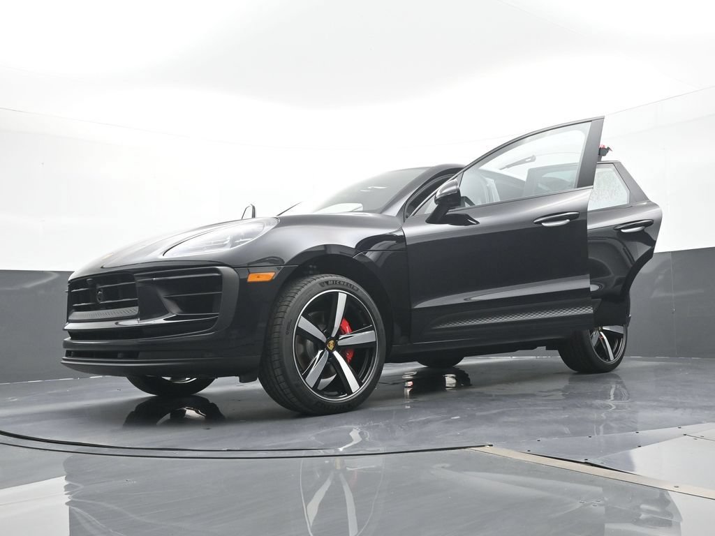 New 2026 Porsche Macan S AWD/4WD image 31
