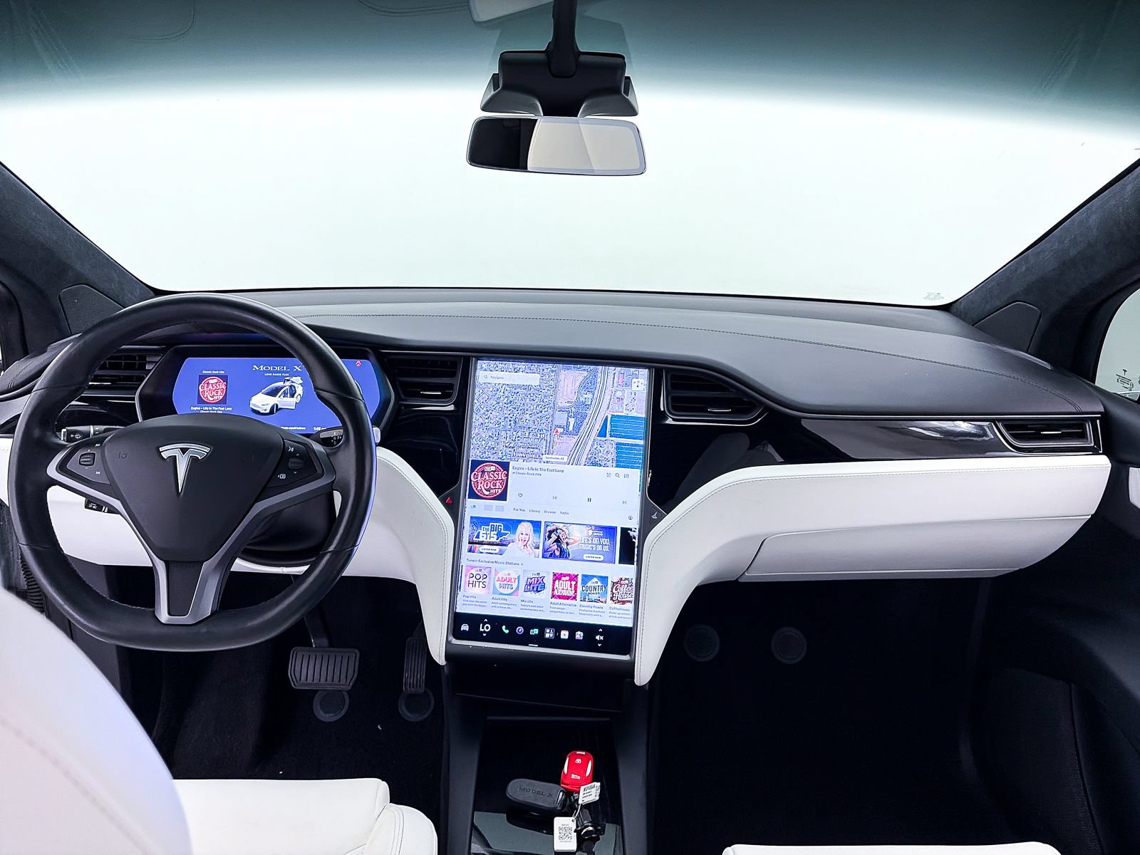 Used 2020 Tesla Model X Long Range AWD/4WD image 20