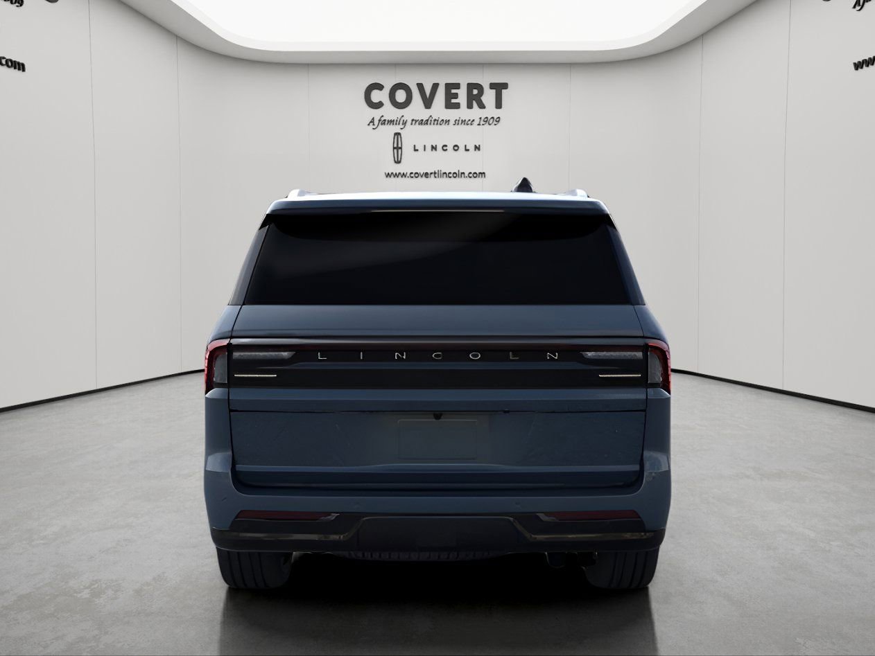 New 2026 Lincoln Navigator Premiere AWD/4WD image 5