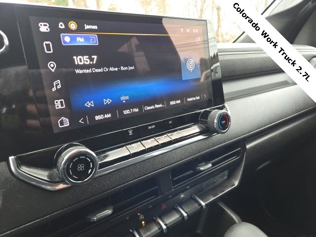 Used 2024 Chevrolet Colorado W/T image 21
