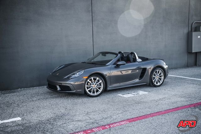Used 2021 Porsche 718 Boxster RWD image 19