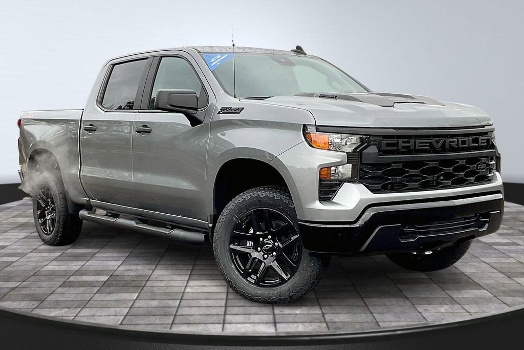 New 2026 Chevrolet Silverado 1500 Custom Trail Boss w/ Turbomax Blackout Package image 2