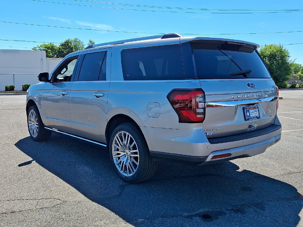 Used 2024 Ford Expedition Max Limited AWD/4WD image 8
