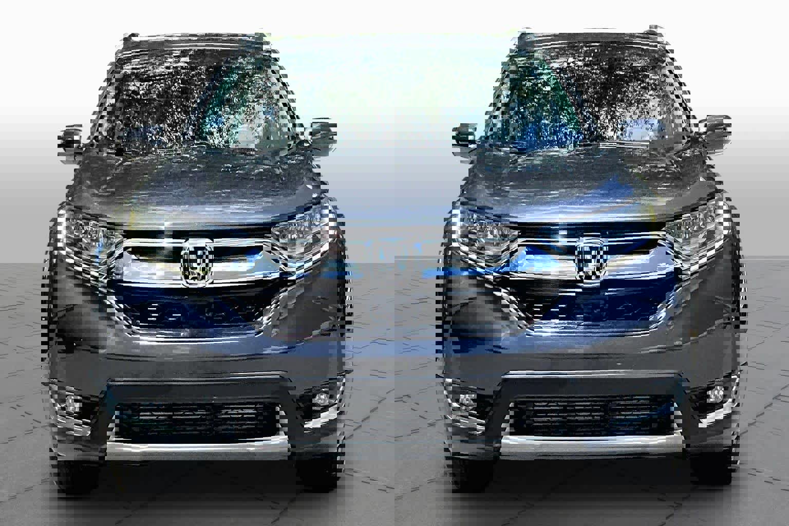 Used 2017 Honda CR-V Touring image 4