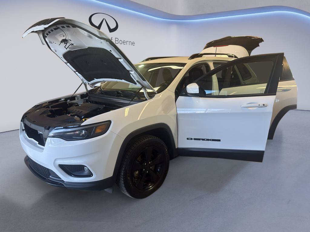 Used 2020 Jeep Cherokee Latitude Plus AWD/4WD image 11