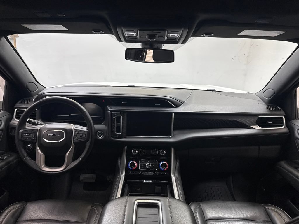 Used 2022 GMC Yukon XL Denali AWD/4WD image 19