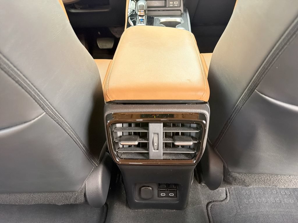 Certified 2023 Lexus NX 250 FWD w/ Towing Package (2000 Lbs) image 18