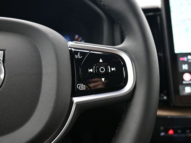New 2026 Volvo XC60 B5 Plus w/ Protection Package Premier image 25
