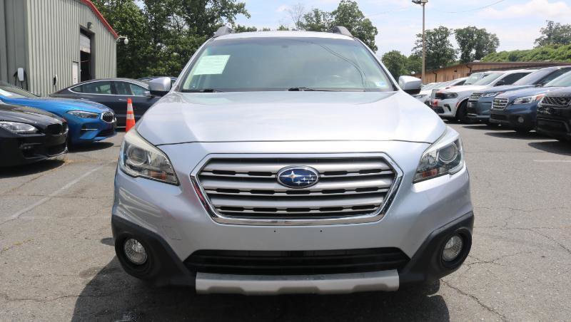 Used 2017 Subaru Outback 3.6R Limited AWD/4WD image 2