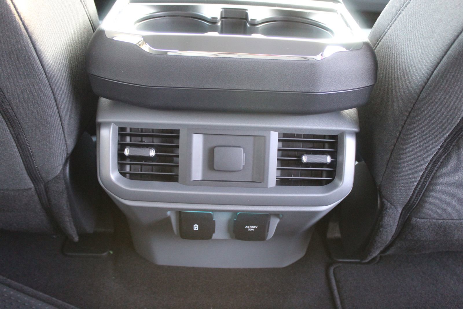 New 2025 Ford F150 XLT w/ Equipment Group 302A MID image 18