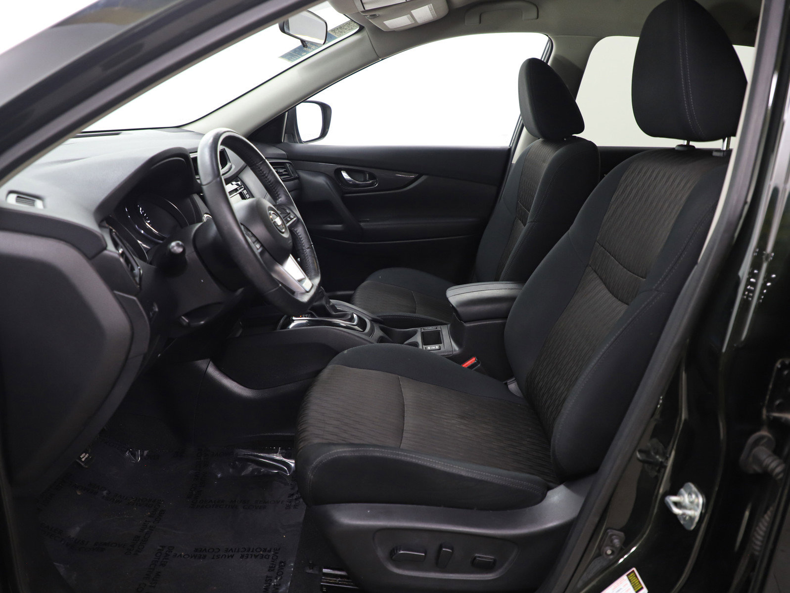 Used 2018 Nissan Rogue SV w/ Premium Package image 15