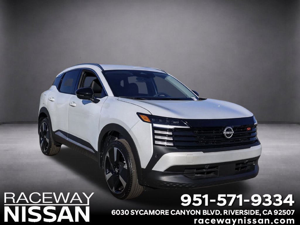 New 2026 Nissan Kicks SR FWD image 1