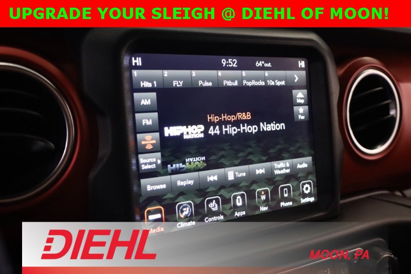 Used 2022 Jeep Wrangler Unlimited Rubicon w/ LED Lighting Group image 16