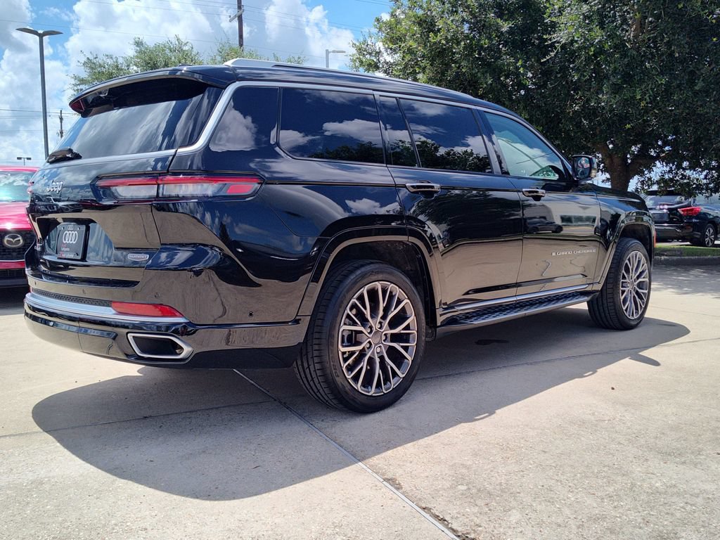 Used 2021 Jeep Grand Cherokee L Summit AWD/4WD image 12