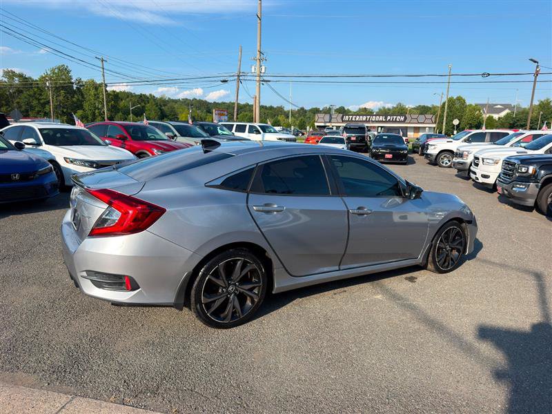 Used 2019 Honda Civic Sport image 5