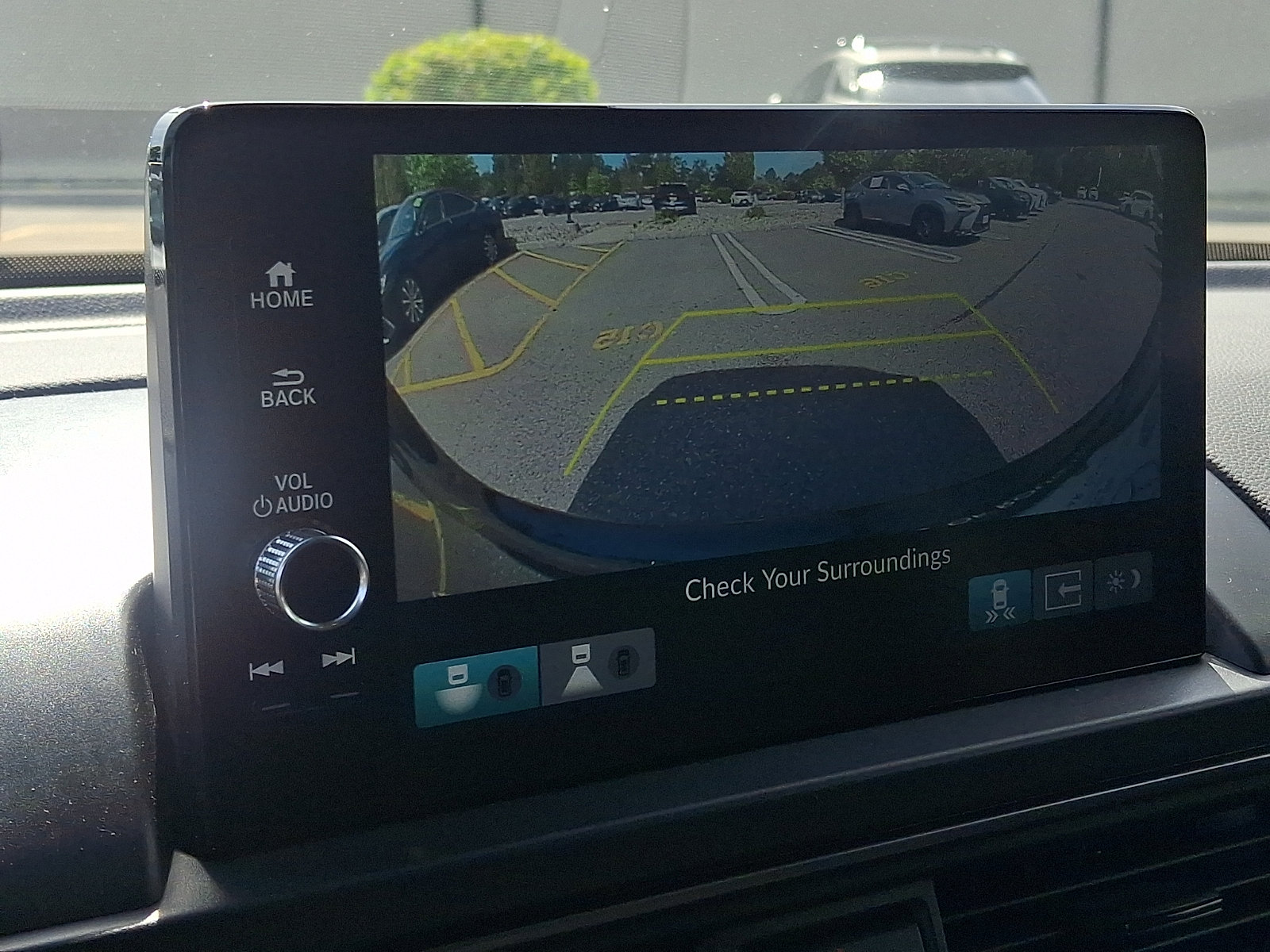 Used 2024 Honda Pilot TrailSport image 18