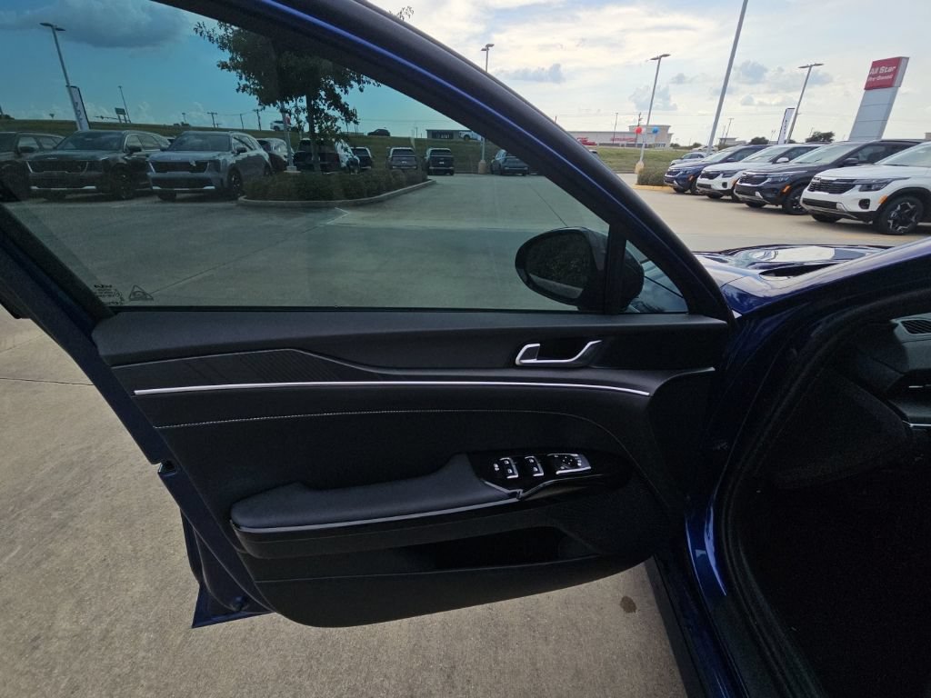 Used 2025 Kia K5 GT-Line FWD image 12