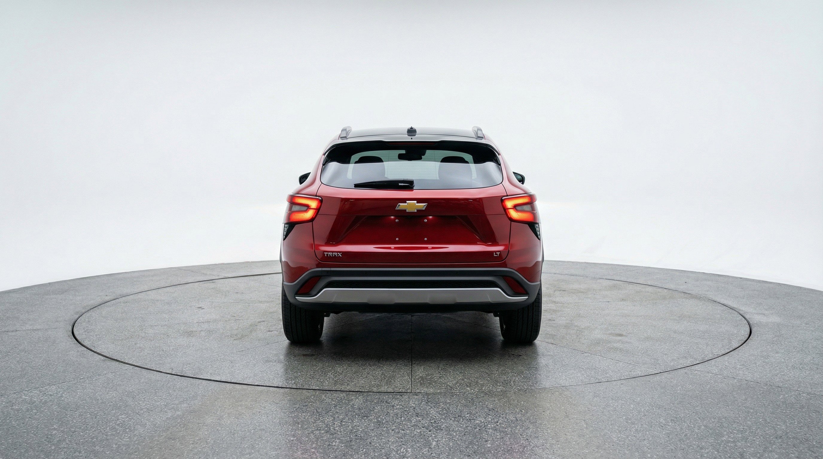 Used 2025 Chevrolet Trax LT FWD image 7