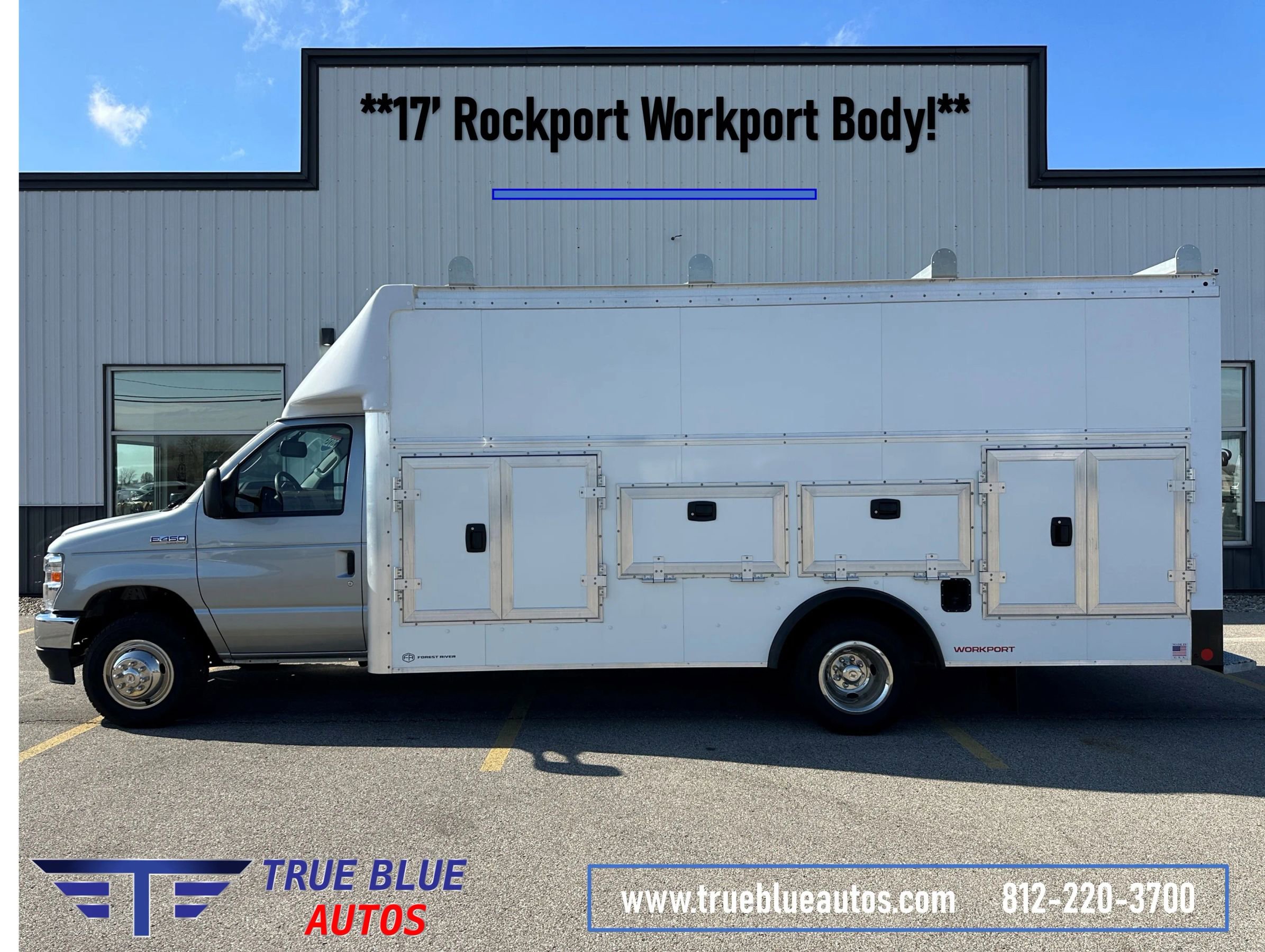 Used 2025 Ford E-450 and Econoline 450 Super Duty w/ Driver's Safety Package RWD image 1