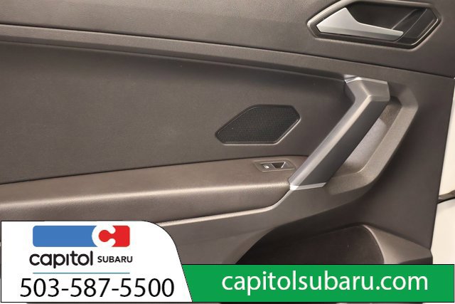 Used 2018 Volkswagen Tiguan SEL AWD/4WD image 31