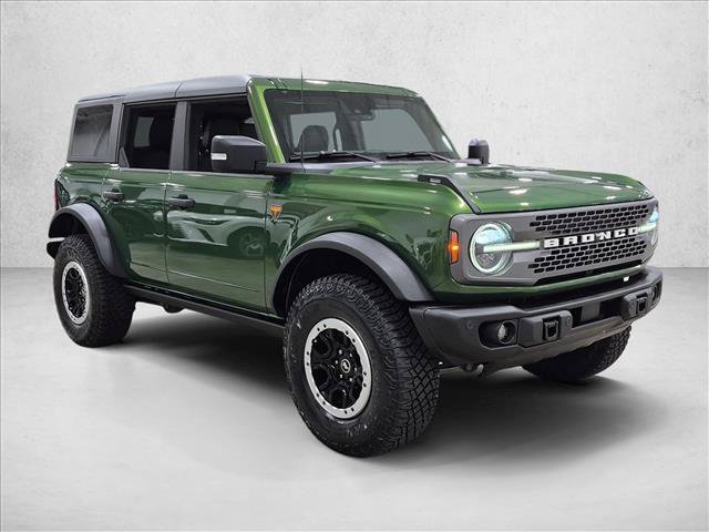 Used 2023 Ford Bronco Badlands w/ Sasquatch Package AWD/4WD image 3