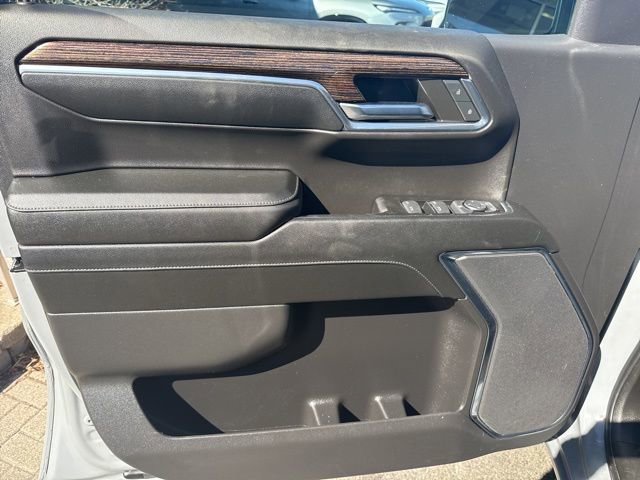 Used 2024 GMC Sierra 1500 Elevation image 9