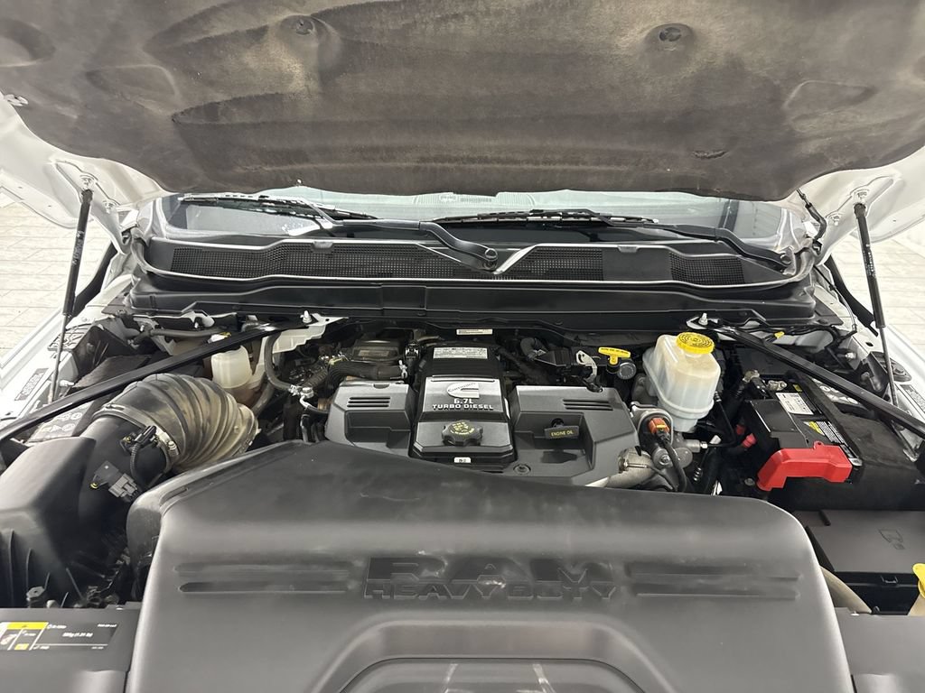 Used 2024 RAM 4500 Tradesman w/ Chrome Appearance Group AWD/4WD image 31