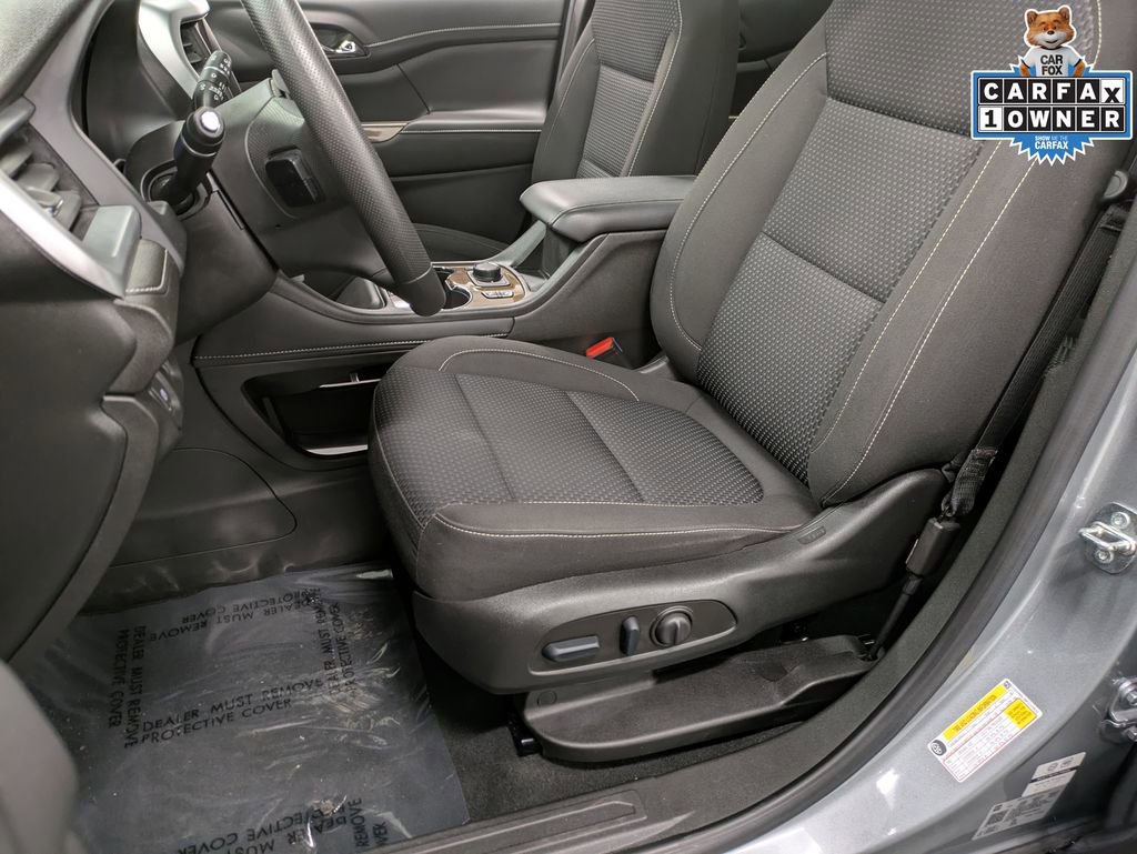 Used 2023 GMC Acadia SLE w/ Driver Convenience Package image 10