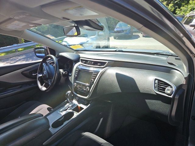 Used 2020 Nissan Murano SV image 10