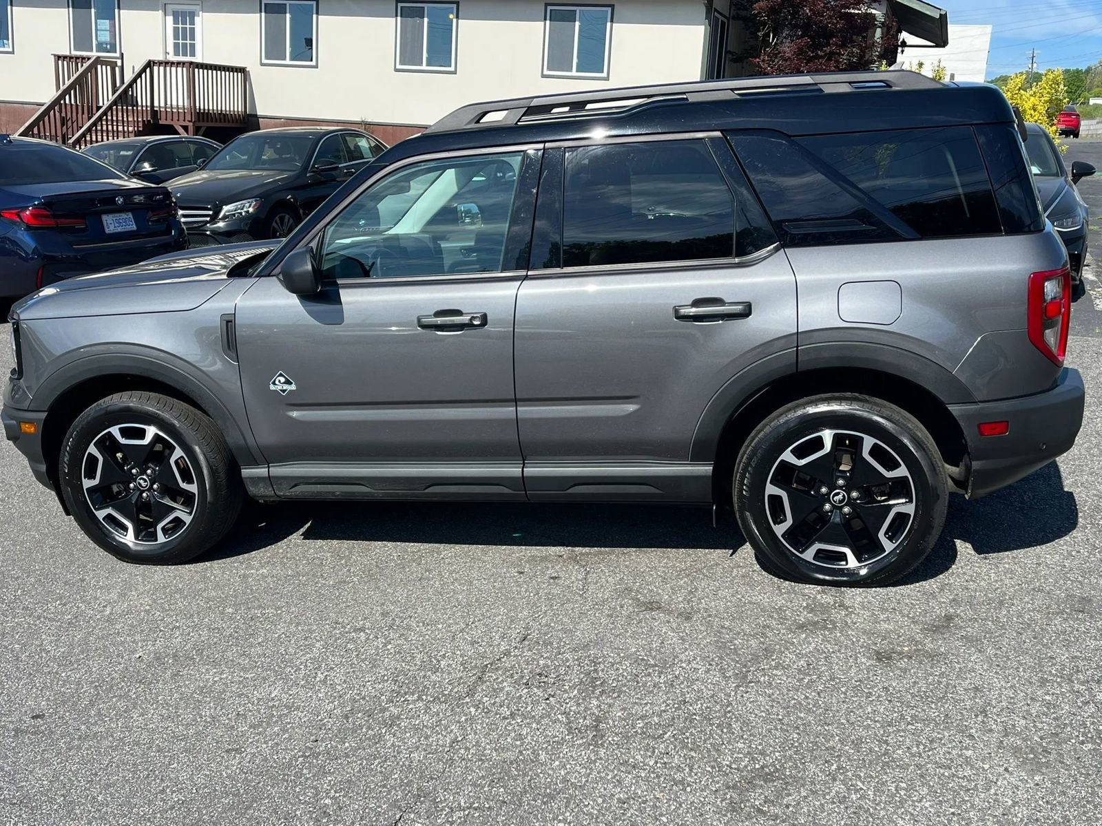 Used 2023 Ford Bronco Sport Outer Banks w/ Tech Package image 3
