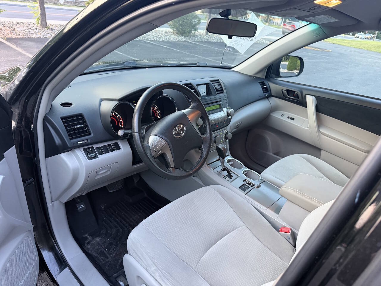 Used 2010 Toyota Highlander 2WD image 19