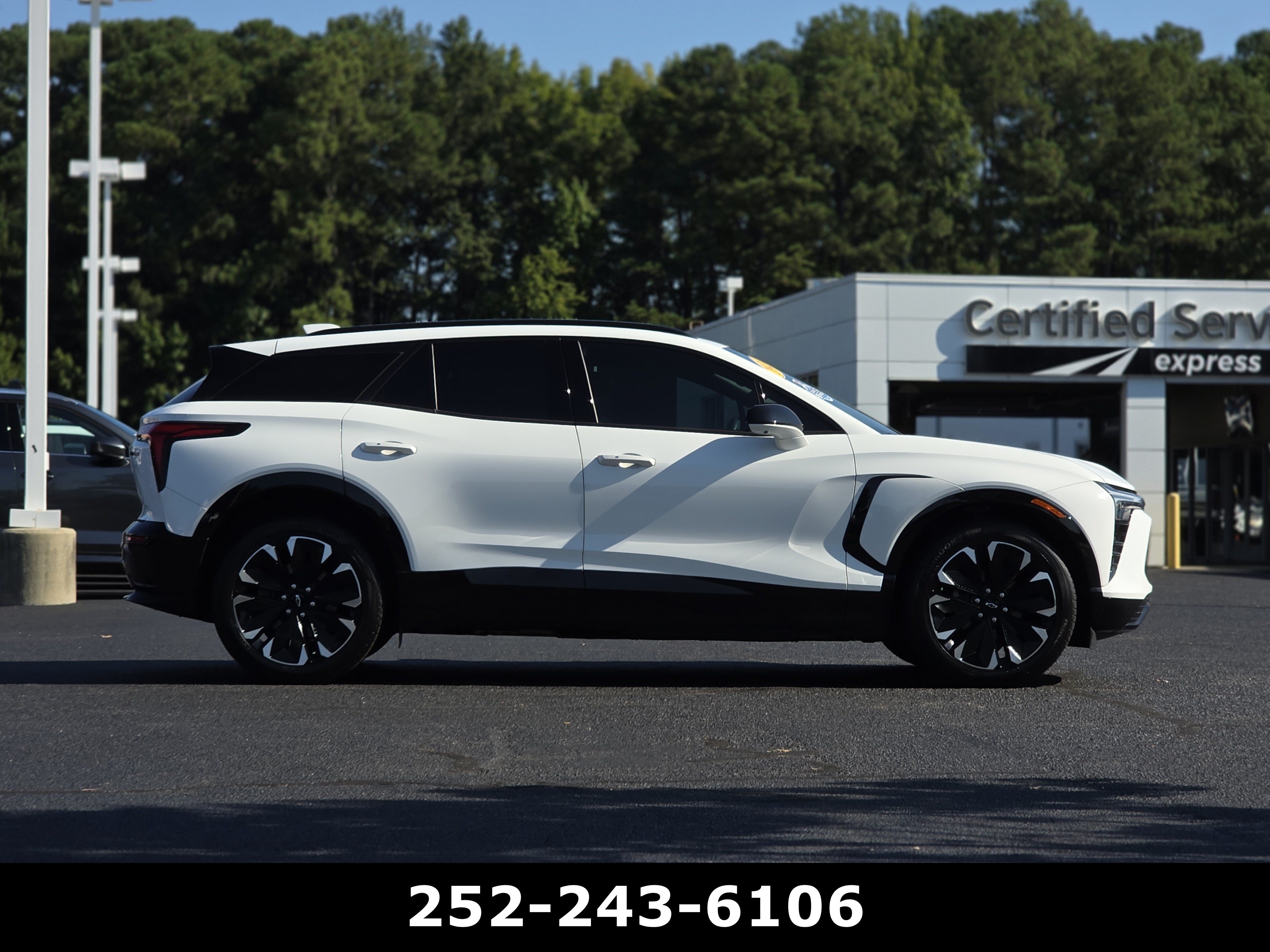 Used 2024 Chevrolet Blazer EV RS AWD/4WD image 8