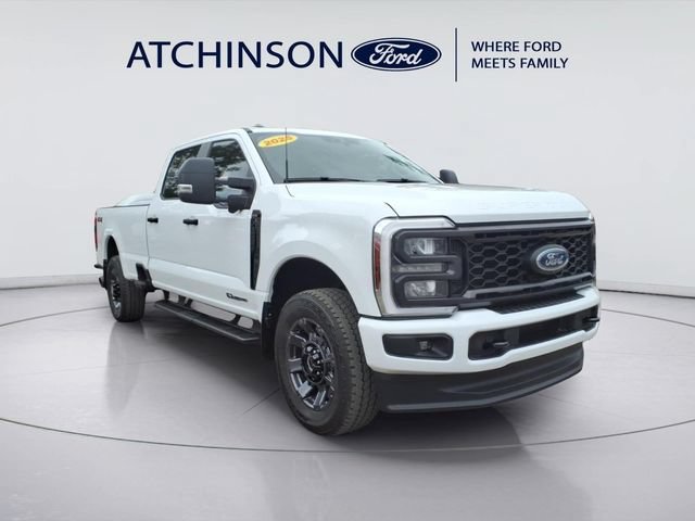 Used 2025 Ford F350 XL w/ STX Appearance Package AWD/4WD image 3