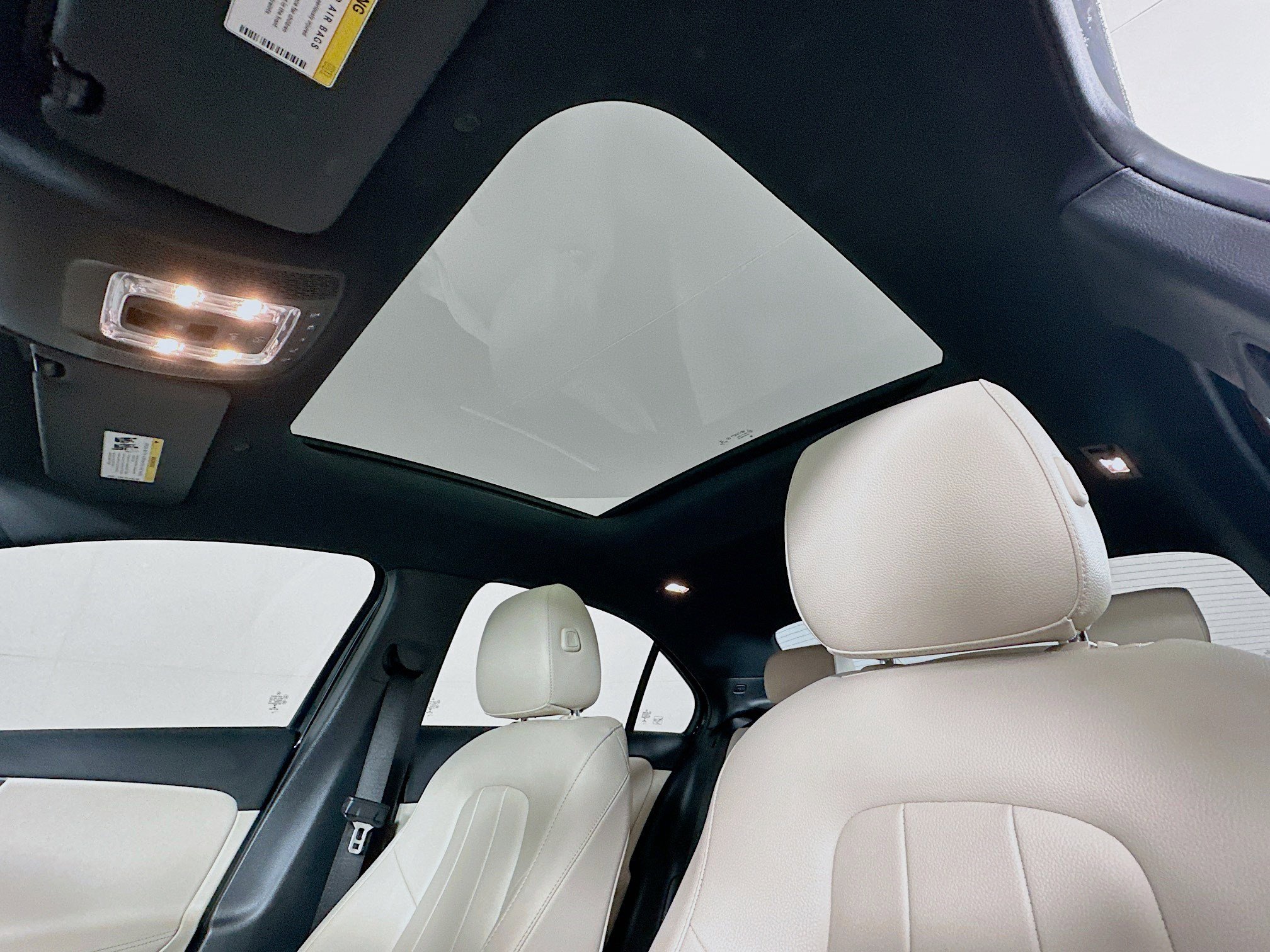 Used 2022 Mercedes-Benz A 220 4MATIC image 23