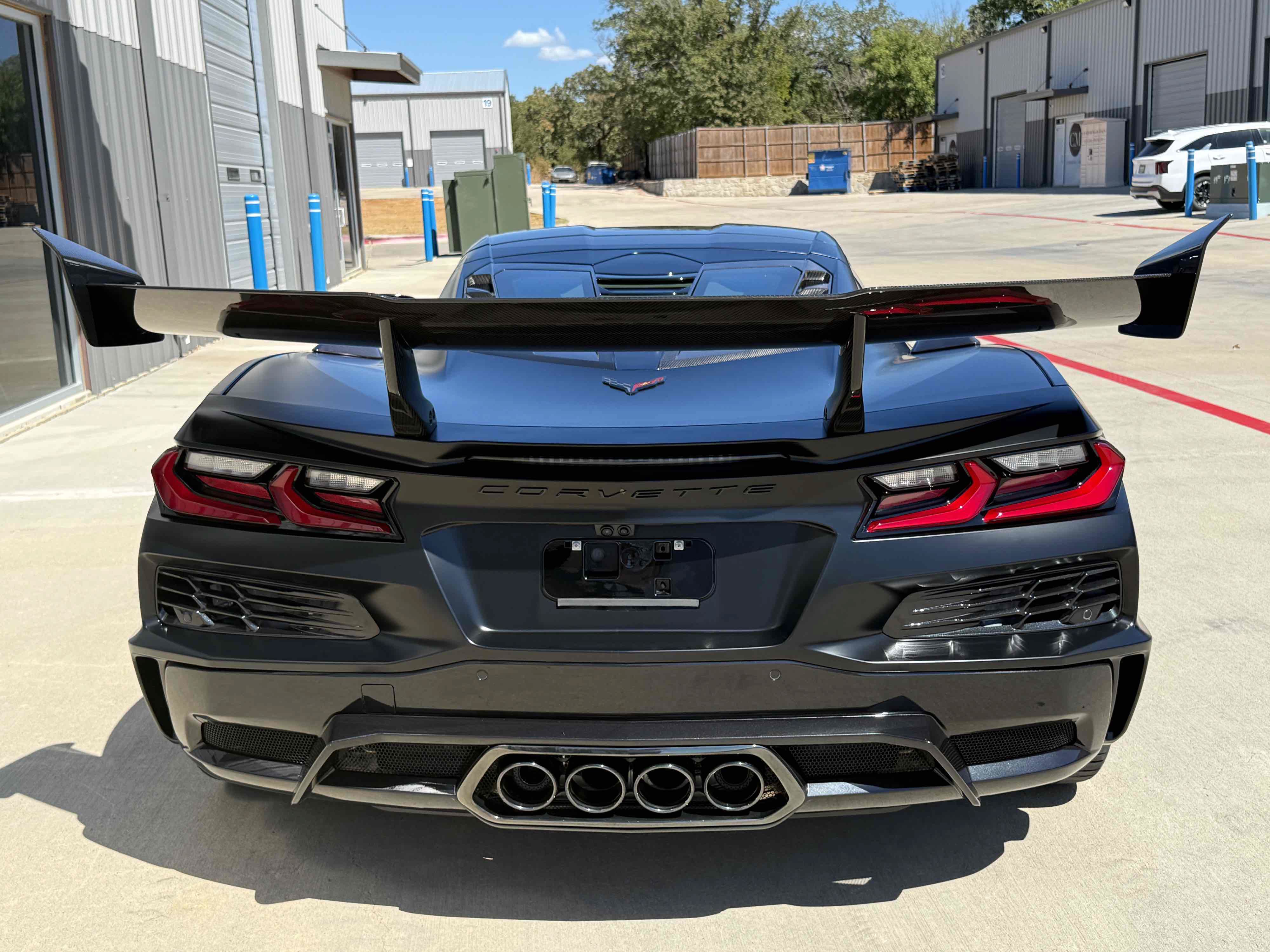 Used 2026 Chevrolet Corvette ZR1 w/ ZR1 Carbon Fiber Aero Package RWD image 4