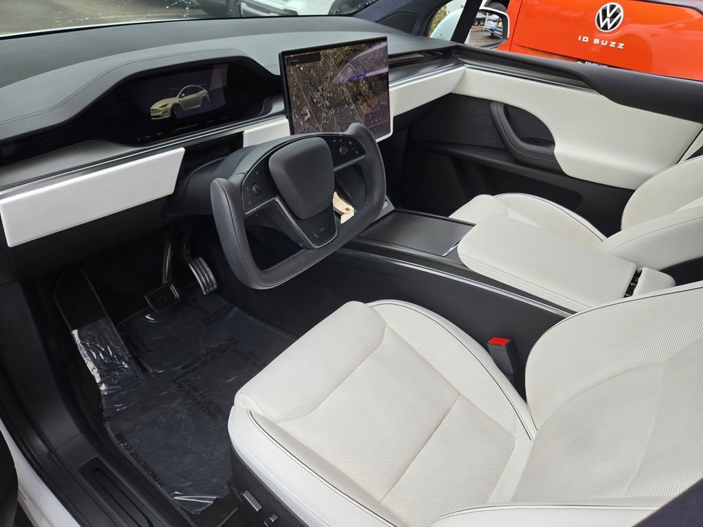 Used 2022 Tesla Model X Plaid AWD/4WD image 11