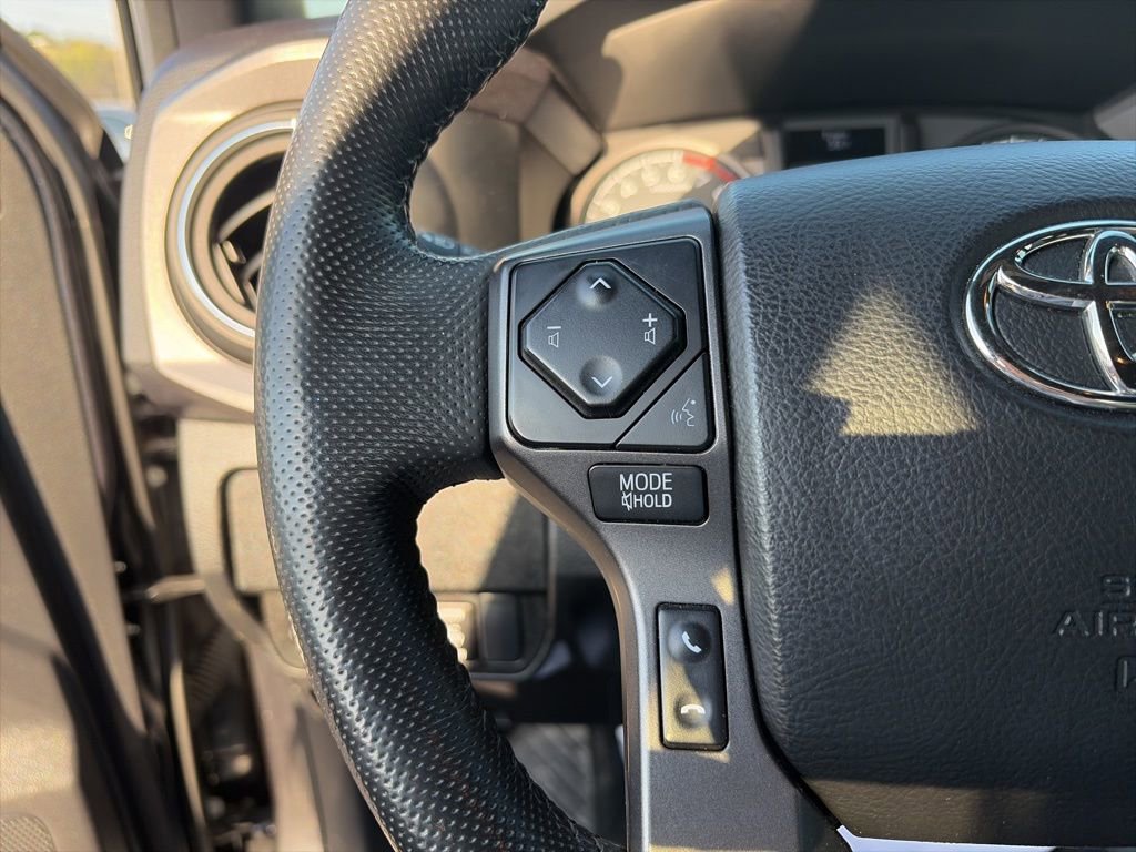 Used 2023 Toyota Tacoma TRD Off-Road image 16