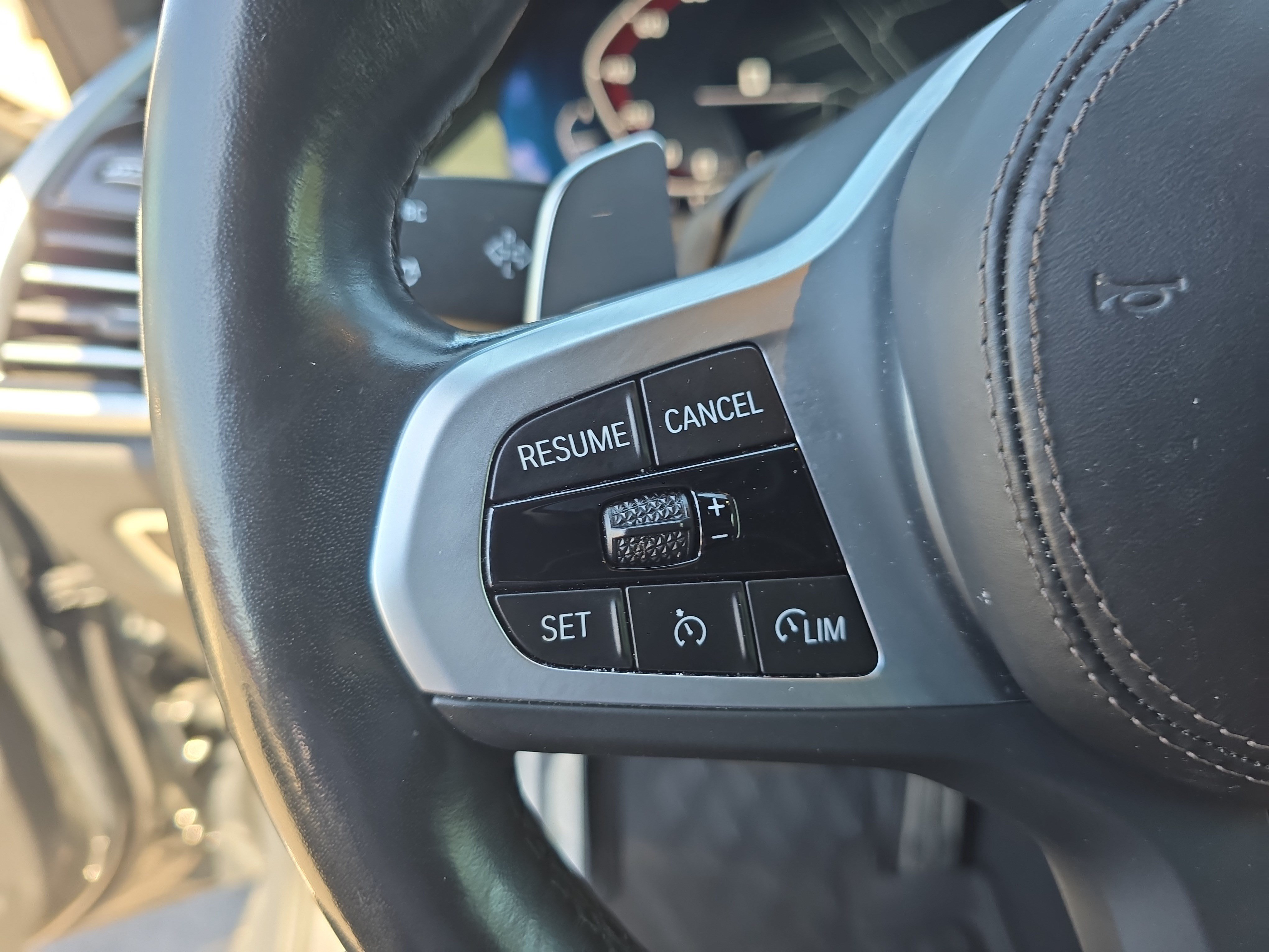 Used 2023 BMW X6 M50i w/ Executive Package AWD/4WD image 16
