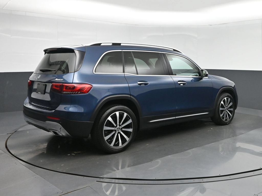 Used 2022 Mercedes-Benz GLB 250 4MATIC image 7