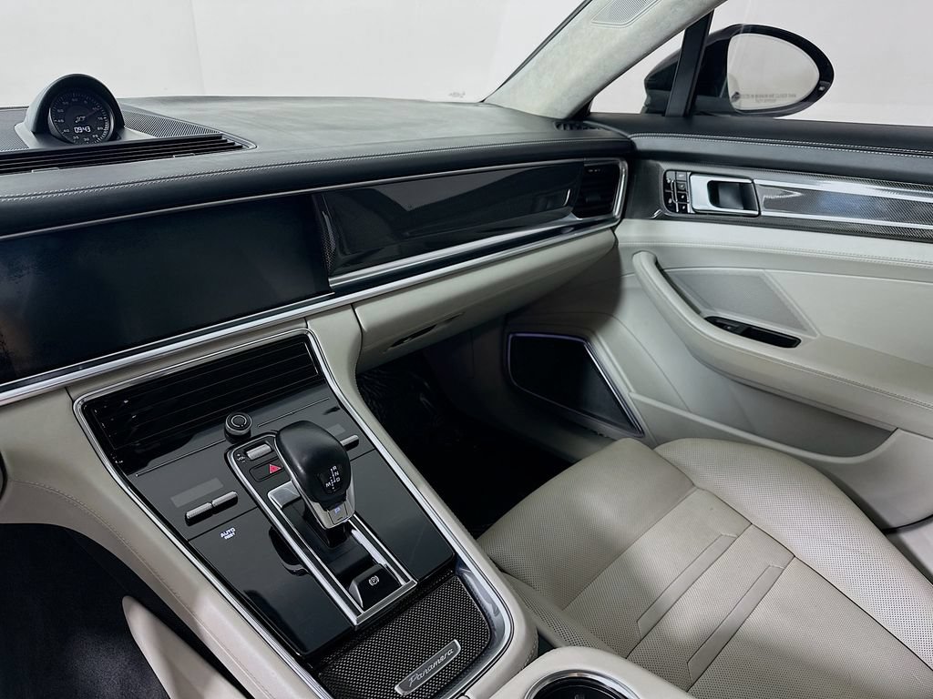 Used 2017 Porsche Panamera Turbo AWD/4WD image 16