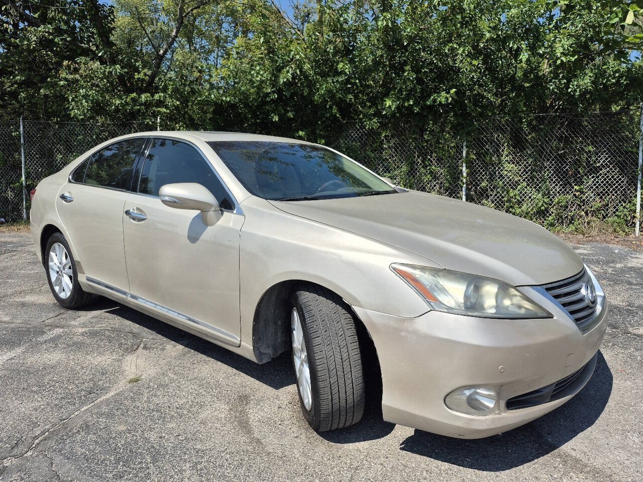 Used 2010 Lexus ES 350 FWD image 1