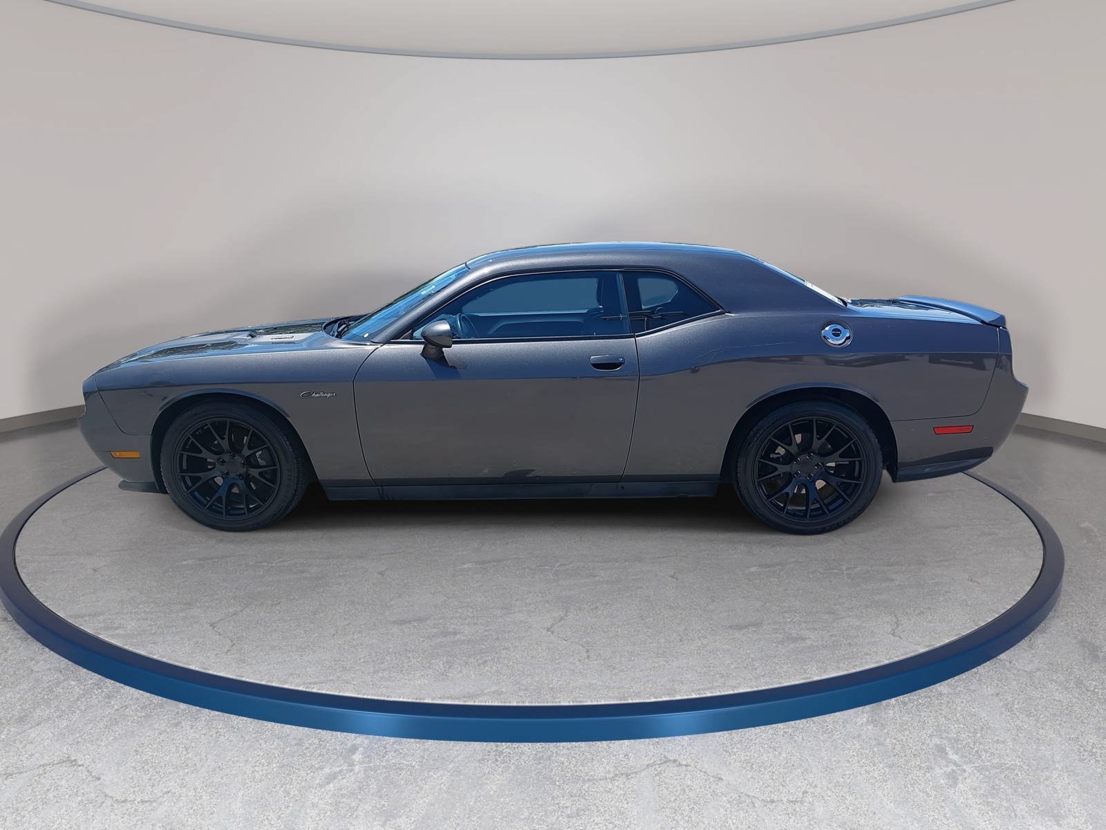 Used 2014 Dodge Challenger R/T RWD image 8
