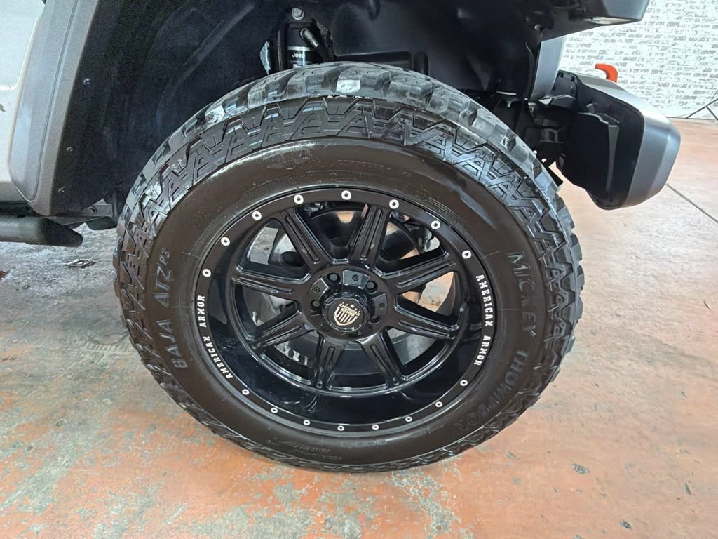 Used 2021 Jeep Gladiator Mojave AWD/4WD image 10